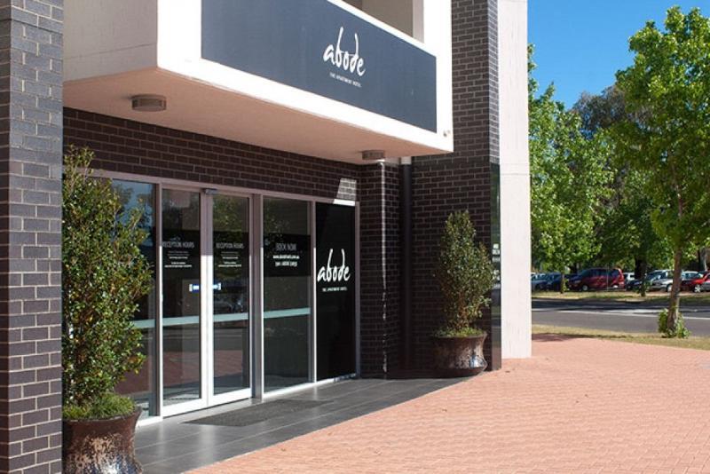 Aparthotel Abode Tuggeranong Canberra Exterior foto
